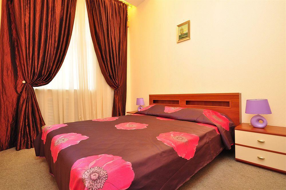 Hostel Kreschatik Kiev Exteriör bild
