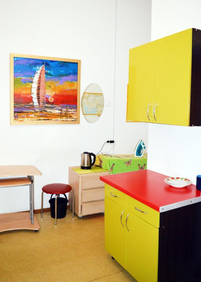 Hostel Kreschatik Kiev Exteriör bild