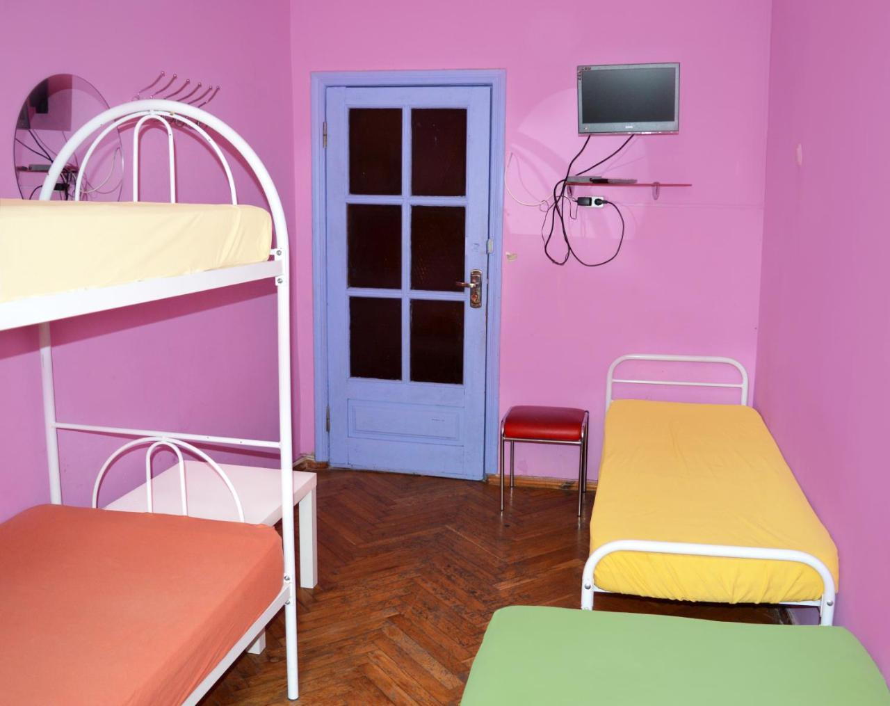 Hostel Kreschatik Kiev Exteriör bild
