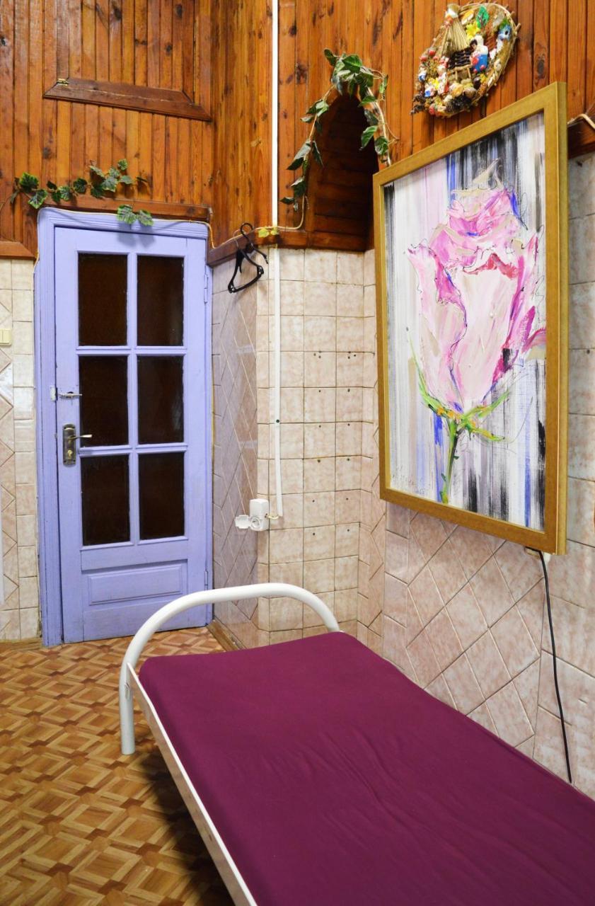 Hostel Kreschatik Kiev Exteriör bild